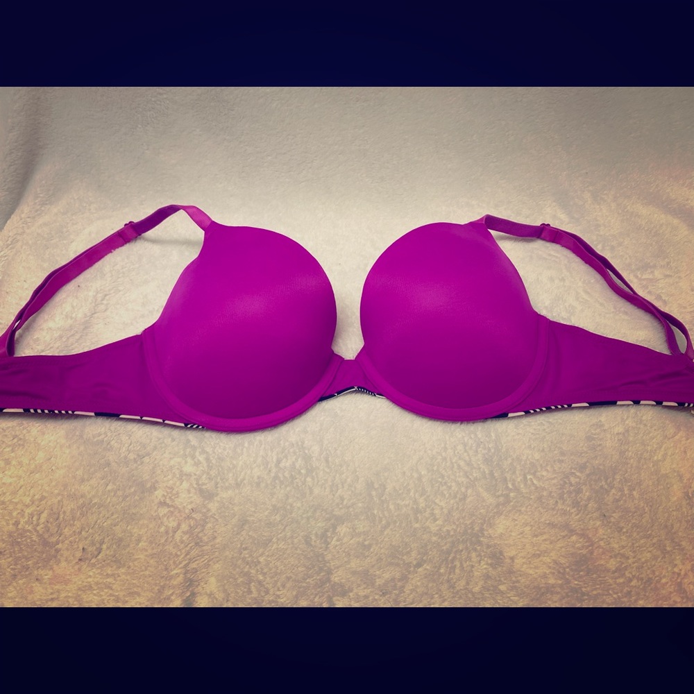 Victoria’s Secret PINK Wear Everywhere PushUp 34D